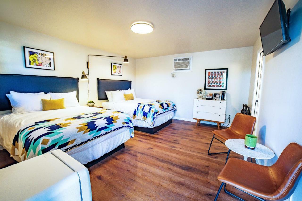 Stonewall Motor Lodge エクステリア 写真